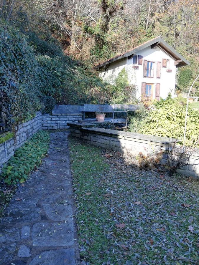 Romantica Casetta Nel Verde Con Vista Sul Lago بيلجيراتي المظهر الخارجي الصورة